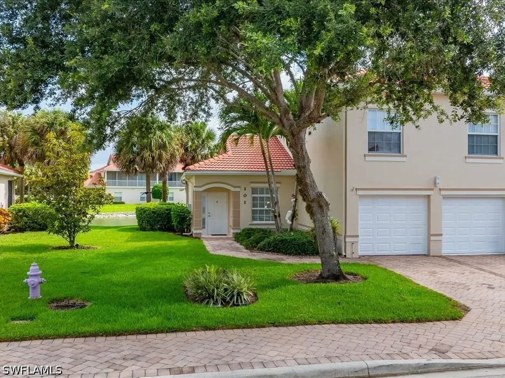 Naples FL, 25064 Peacock Lane, Unit 101