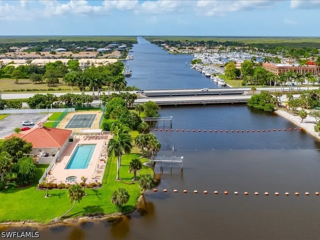 25064 Peacock Lane Naples FL 34114