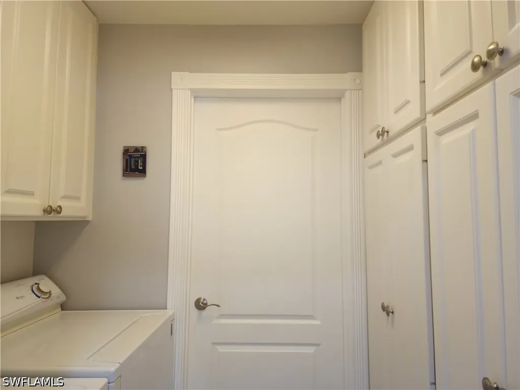 6112 Towncenter Circle Naples FL 34119