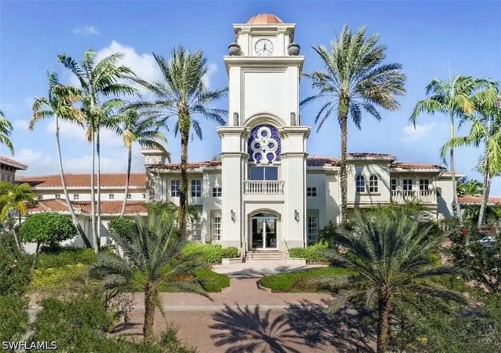 6112 Towncenter Circle Naples FL 34119