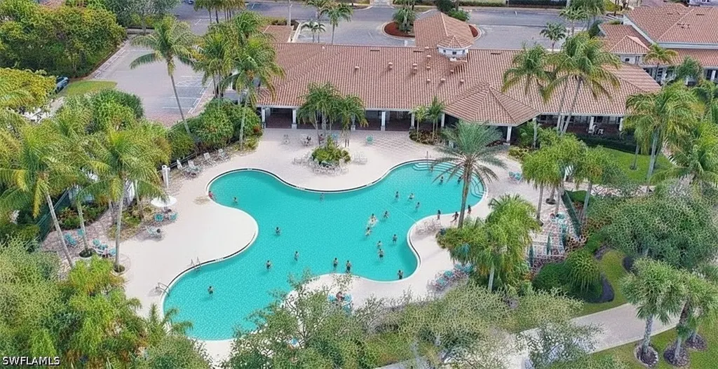 6112 Towncenter Circle Naples FL 34119