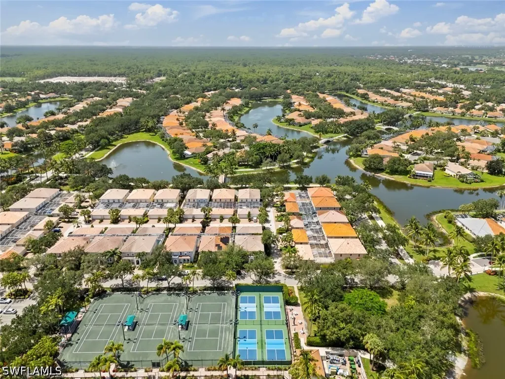 6112 Towncenter Circle Naples FL 34119