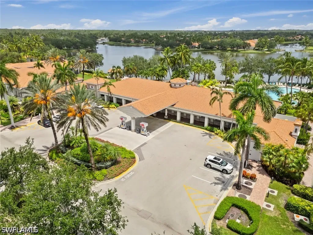 6112 Towncenter Circle Naples FL 34119