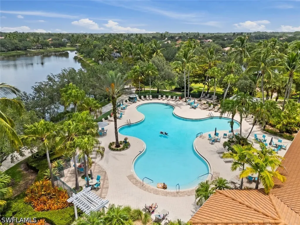 6112 Towncenter Circle Naples FL 34119