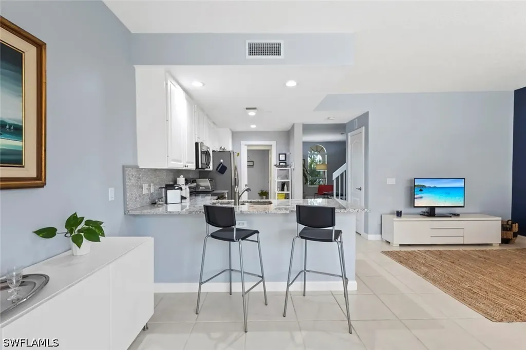 6112 Towncenter Circle Naples FL 34119