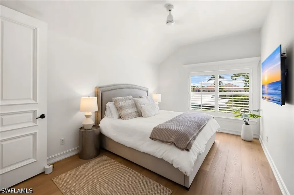 950 8th Street S Naples FL 34102