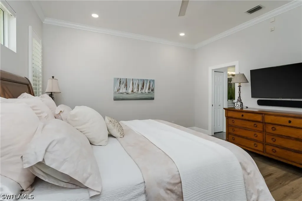 6495 Waverly Green Way Naples FL 34110