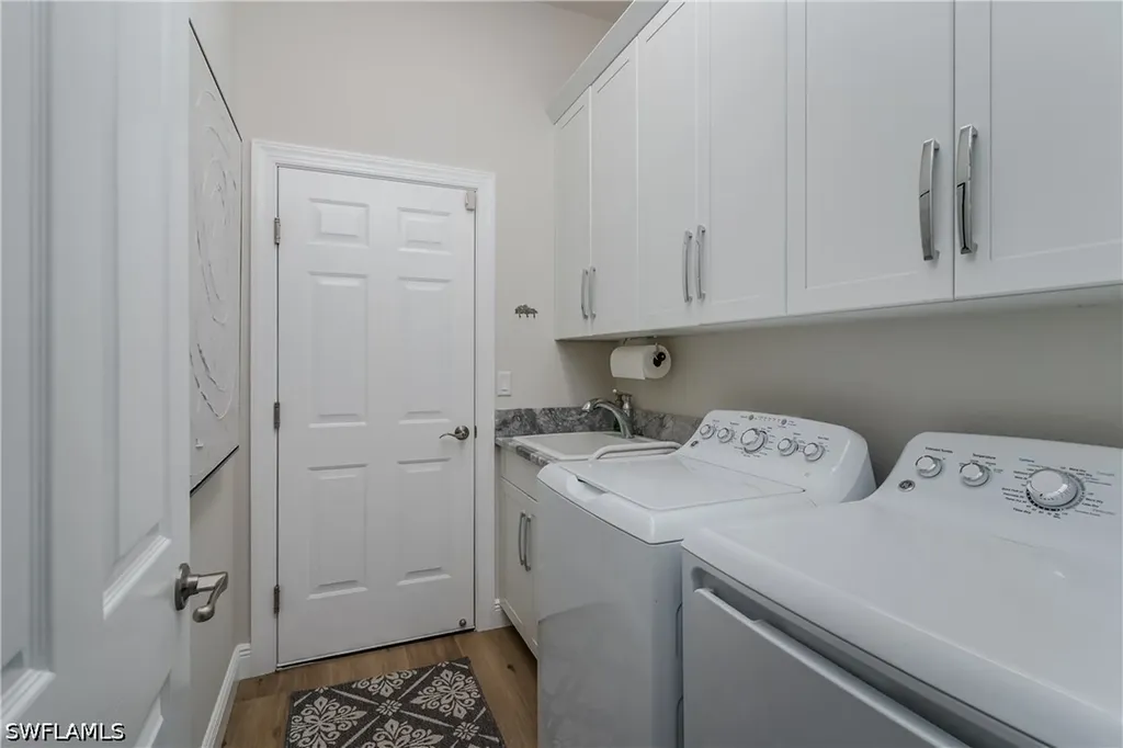 6495 Waverly Green Way Naples FL 34110