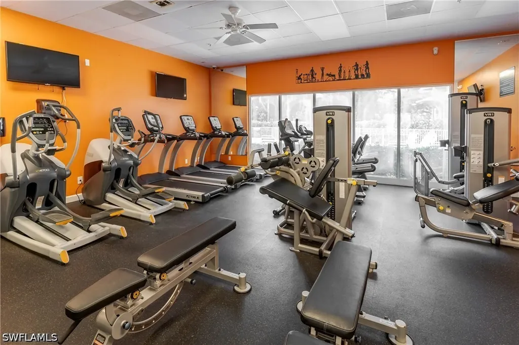 6495 Waverly Green Way Naples FL 34110