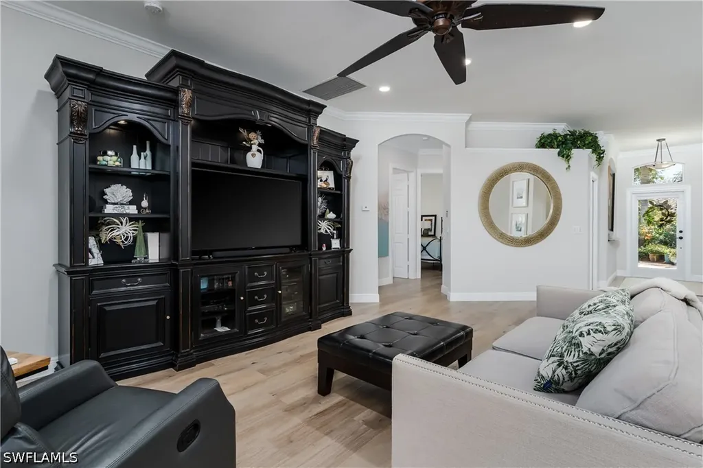6495 Waverly Green Way Naples FL 34110