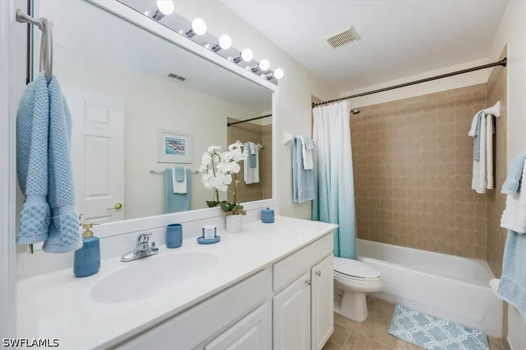 14095 Winchester Court Naples FL 34114