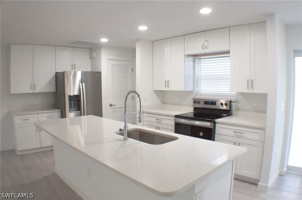 3103 11th Street SW Lehigh Acres FL 33976