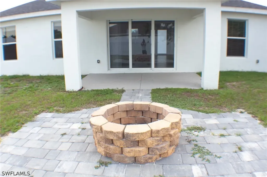 3103 11th Street SW Lehigh Acres FL 33976