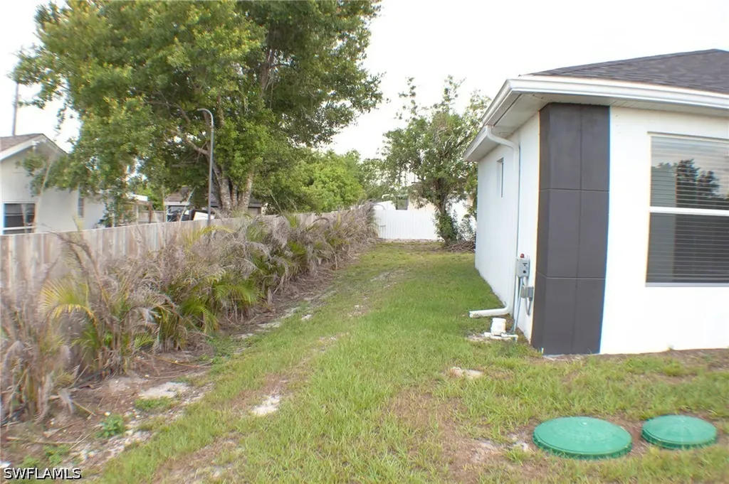 3103 11th Street SW Lehigh Acres FL 33976
