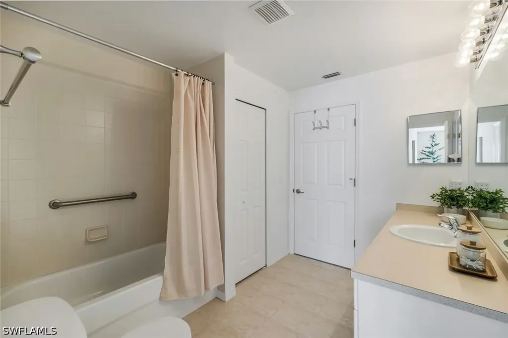 3028 NW 6th Place Cape Coral FL 33993