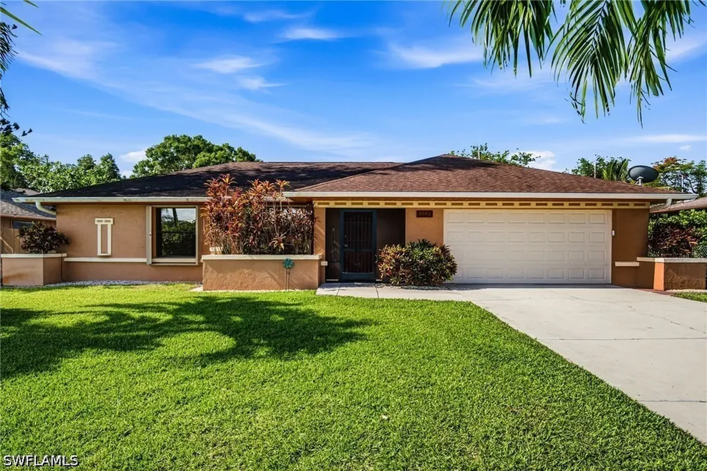 9792 Kentucky Street Bonita Springs FL 34135