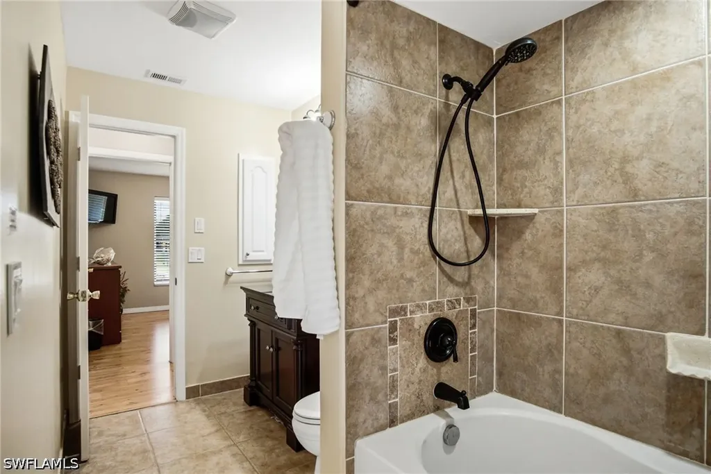 9792 Kentucky Street Bonita Springs FL 34135