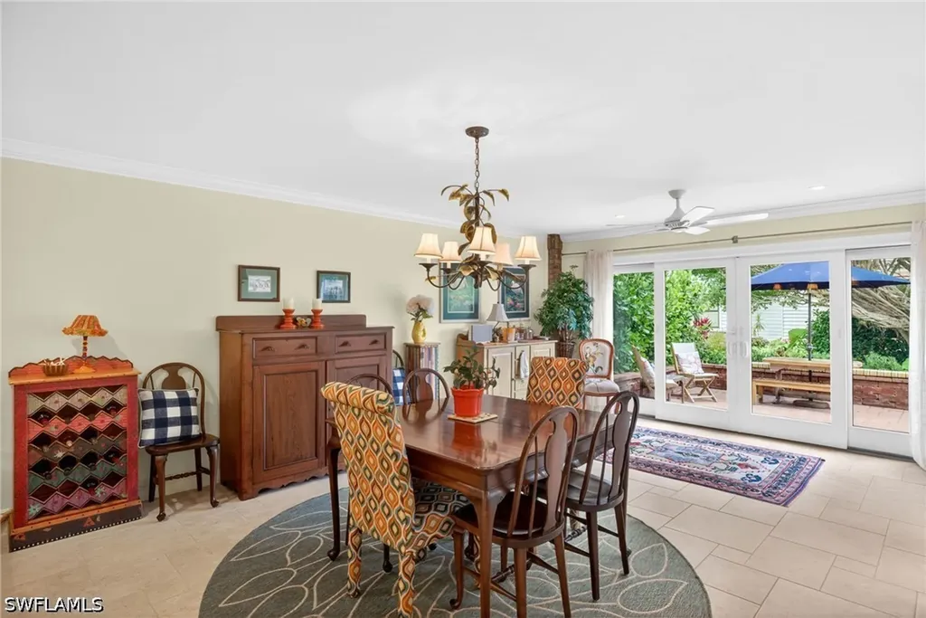 4030 Crayton Road Naples FL 34103