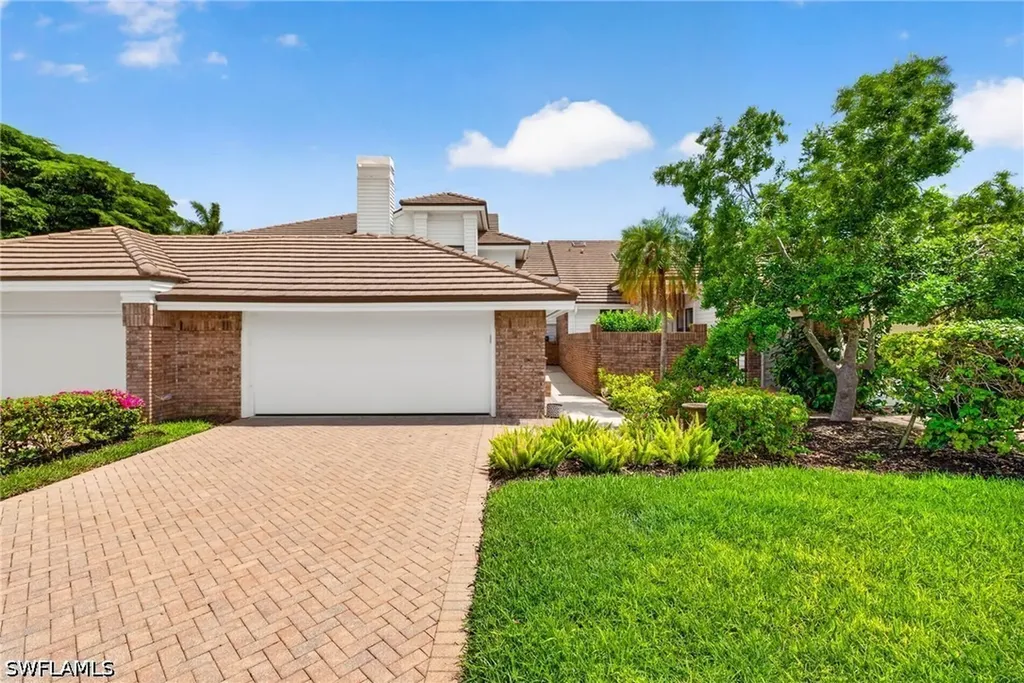 4030 Crayton Road Naples FL 34103