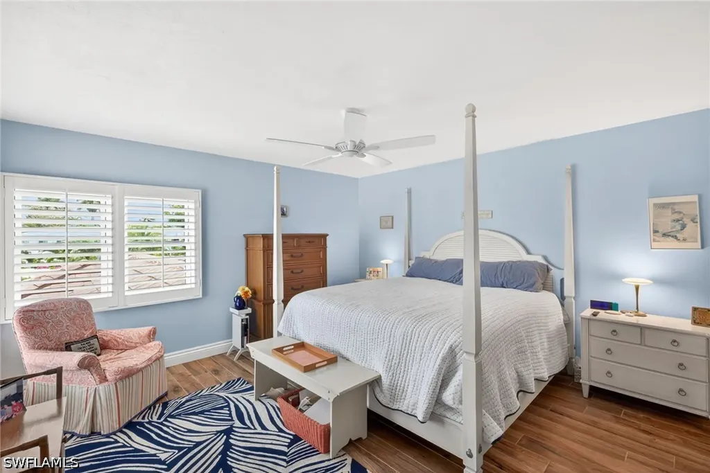 4030 Crayton Road Naples FL 34103