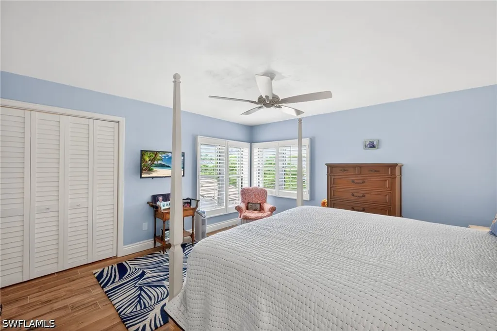 4030 Crayton Road Naples FL 34103