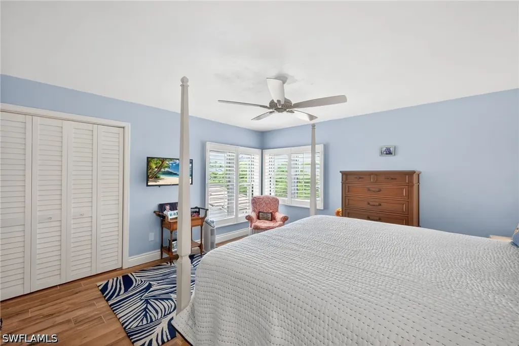 4030 Crayton Road Naples FL 34103