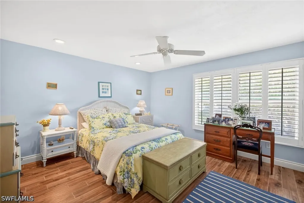 4030 Crayton Road Naples FL 34103
