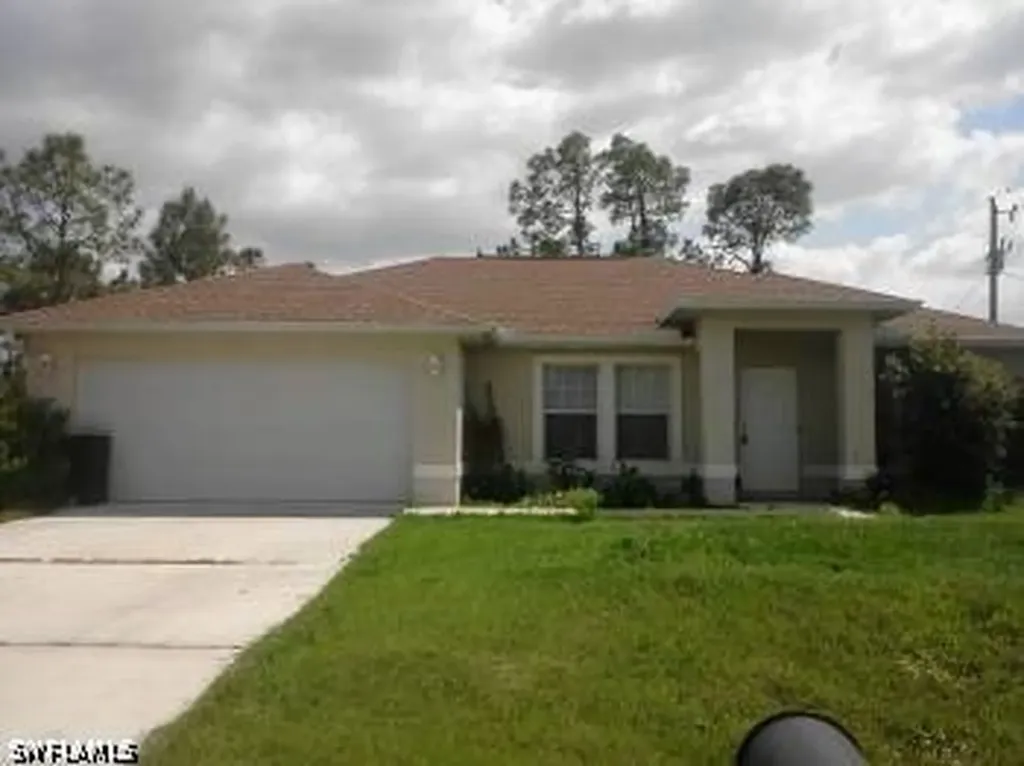 1407 W 10th Street Lehigh Acres FL 33972