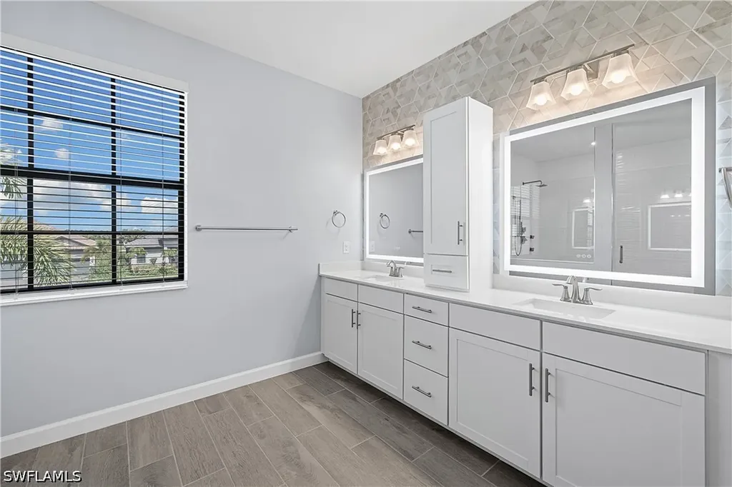 20475 Napa Loop Estero FL 33928