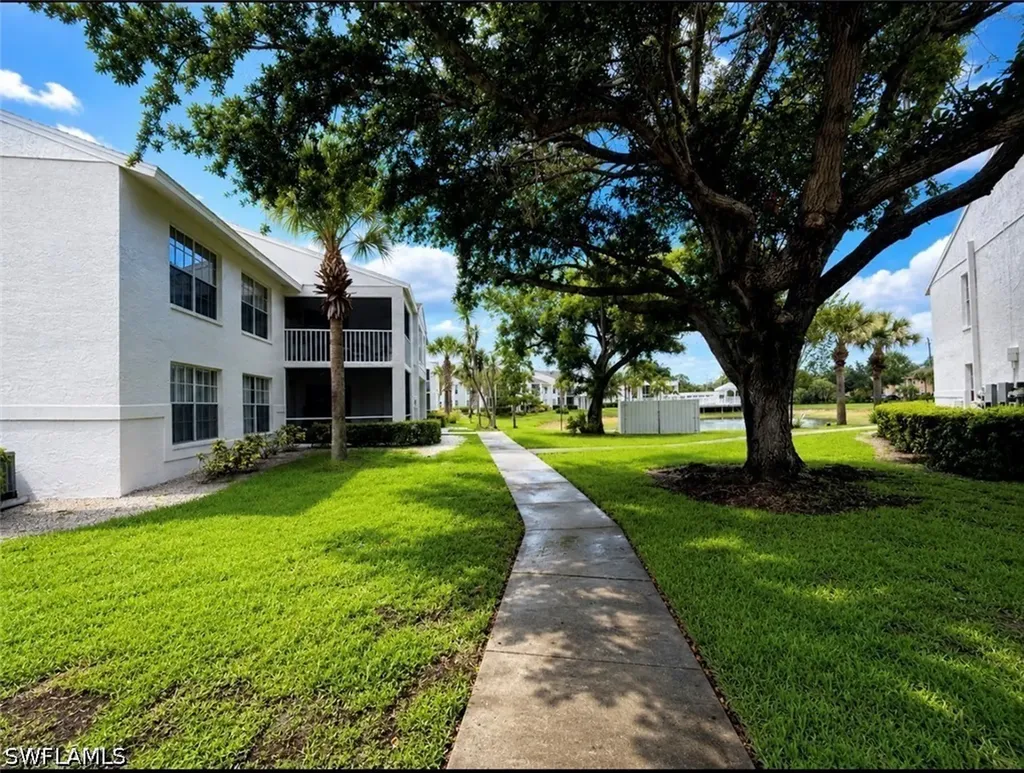 161 Santa Clara Drive Naples FL 34104