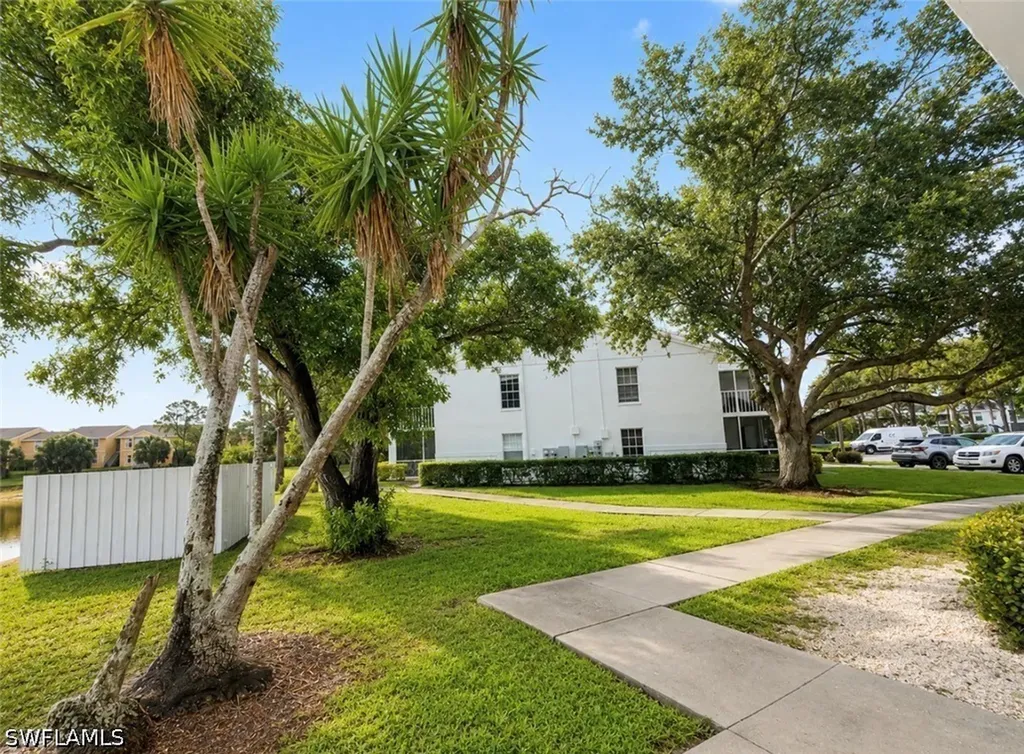 161 Santa Clara Drive Naples FL 34104