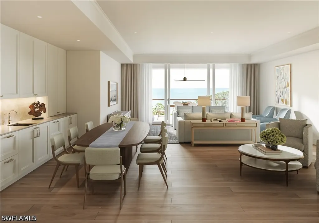2020 Gulf Shore Boulevard N Naples FL 34102