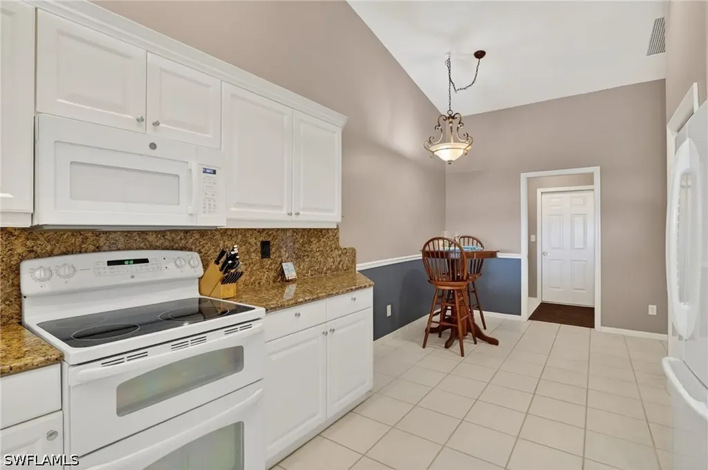 314 Stella Maris Drive S Naples FL 34114