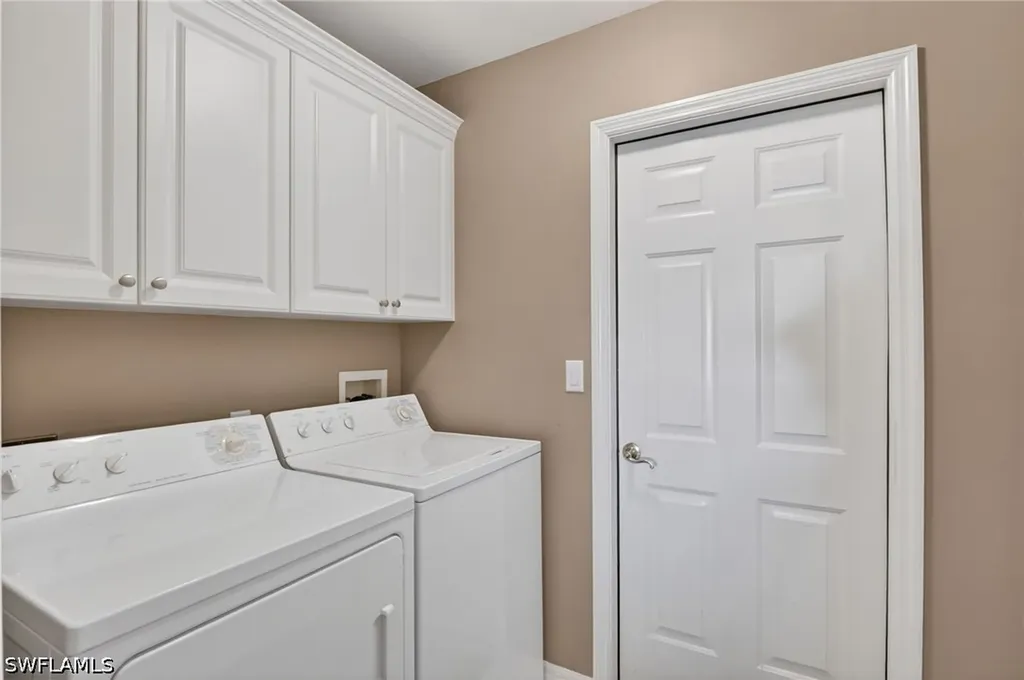 314 Stella Maris Drive S Naples FL 34114