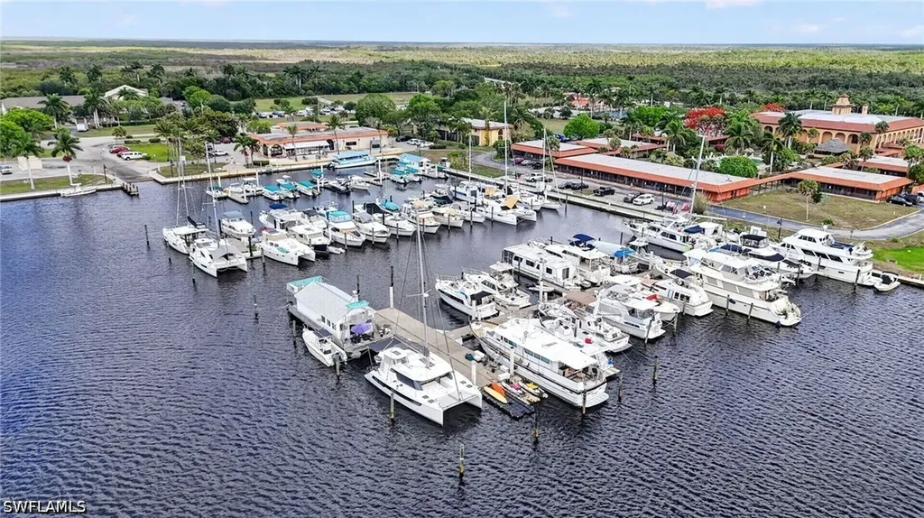 314 Stella Maris Drive S Naples FL 34114