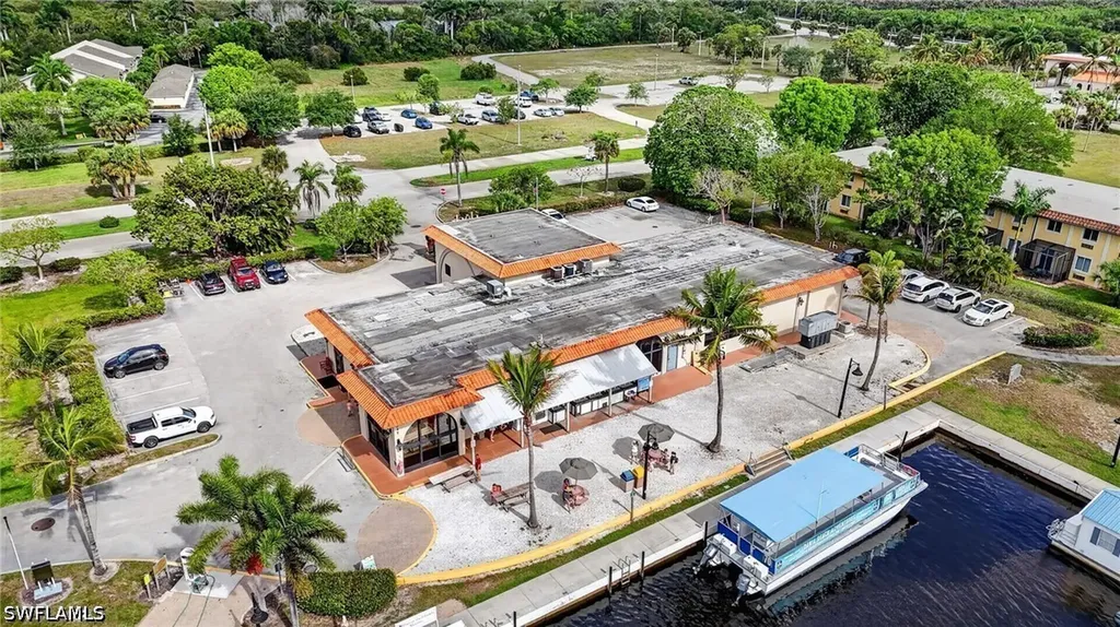 314 Stella Maris Drive S Naples FL 34114