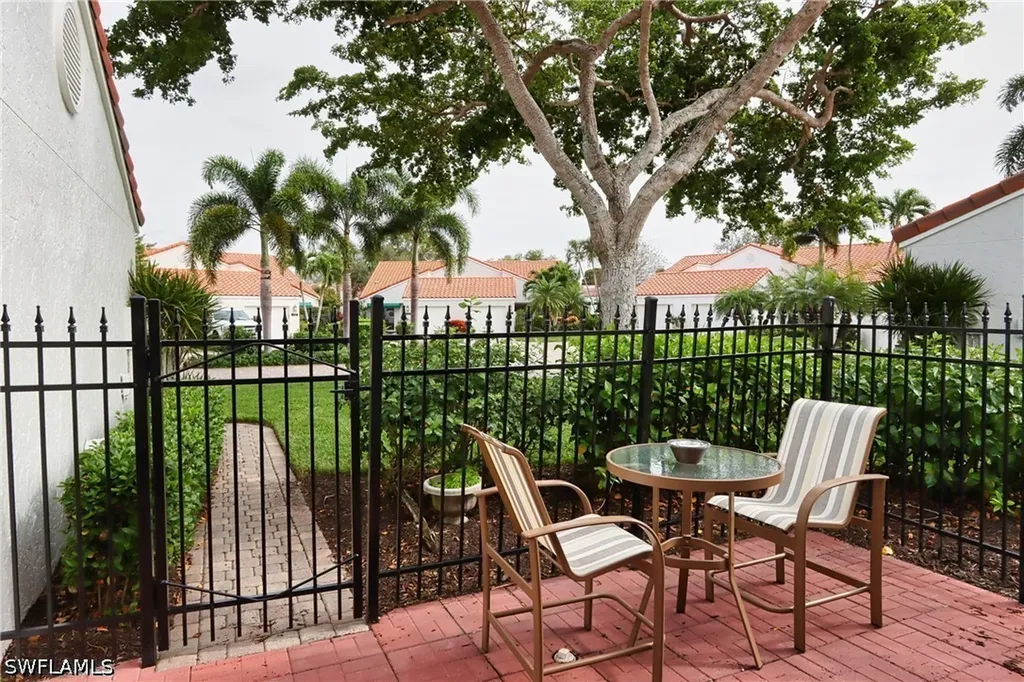 549 Beachwalk Circle Naples FL 34108