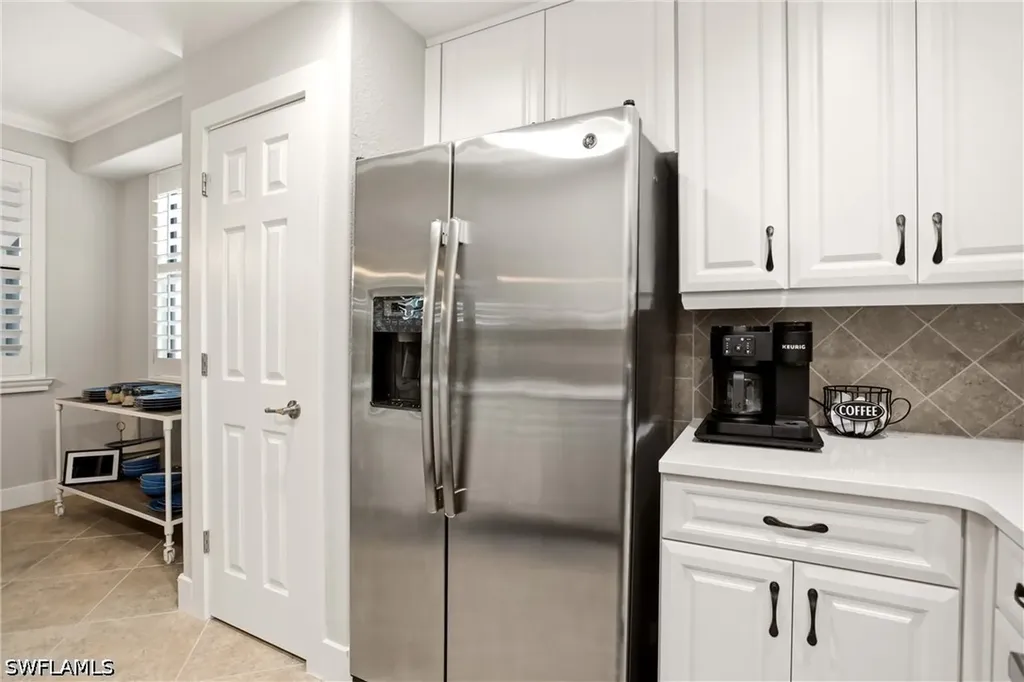 3163 Serena Lane Naples FL 34114