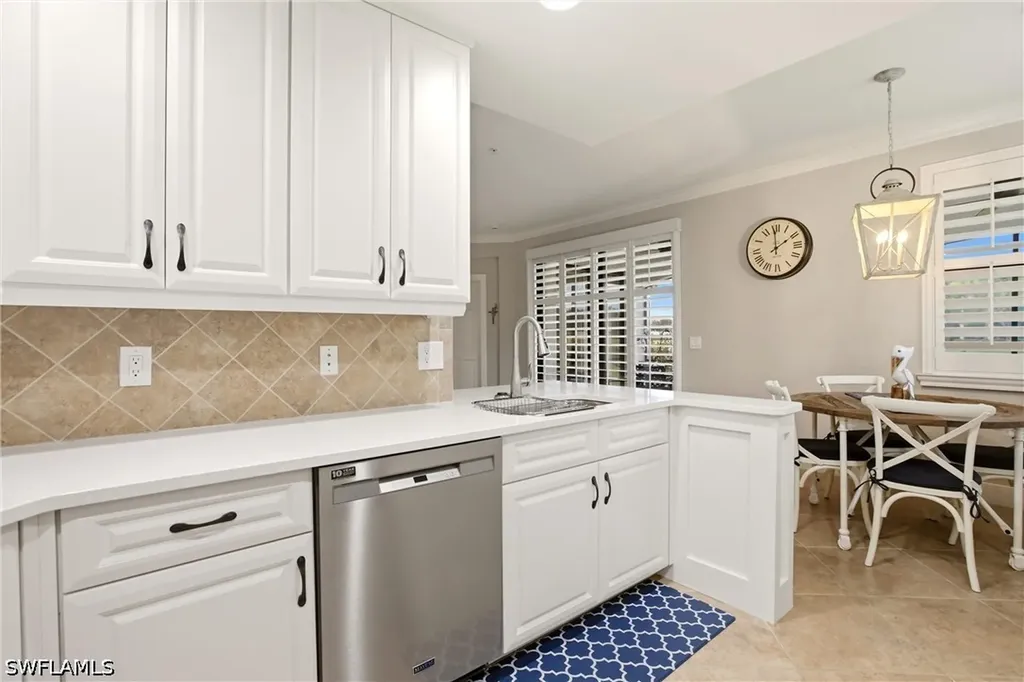 3163 Serena Lane Naples FL 34114