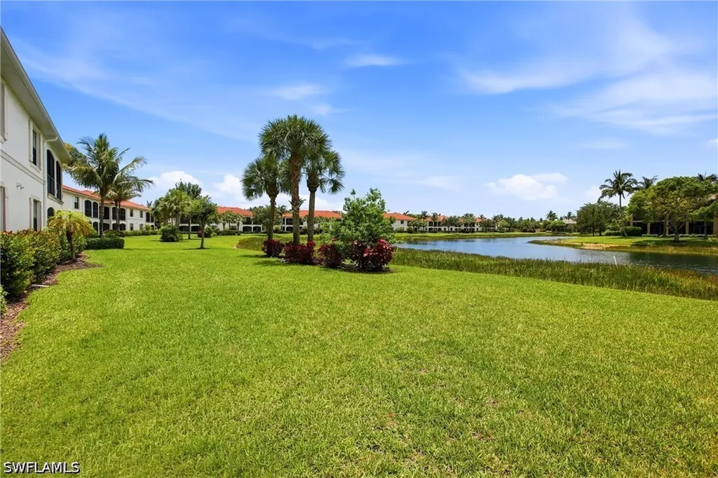 3163 Serena Lane Naples FL 34114
