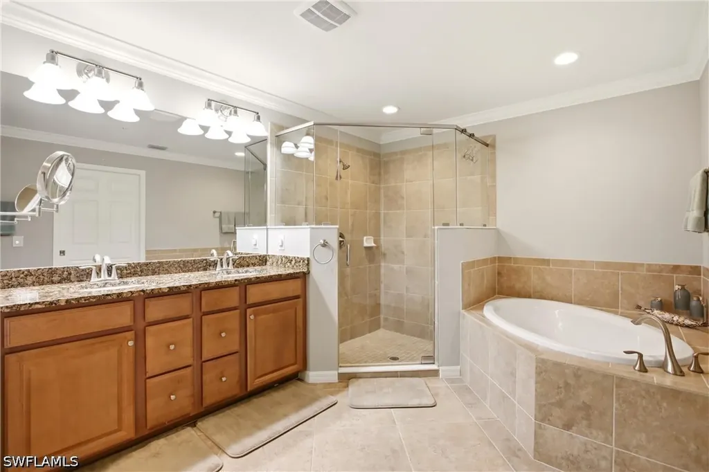 3163 Serena Lane Naples FL 34114