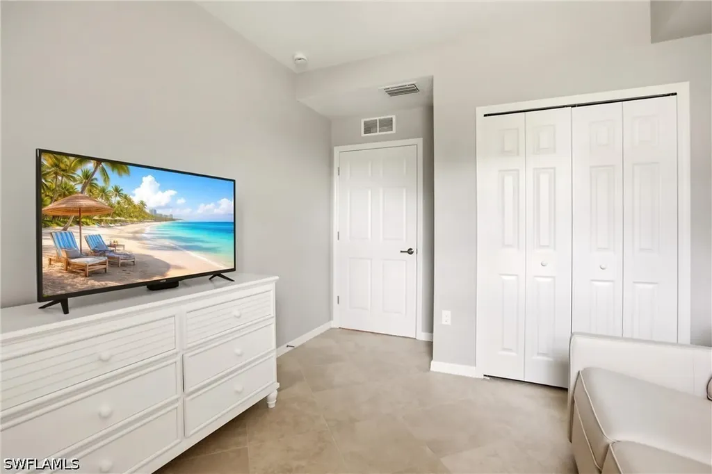 3163 Serena Lane Naples FL 34114