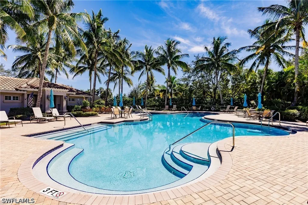 3163 Serena Lane Naples FL 34114