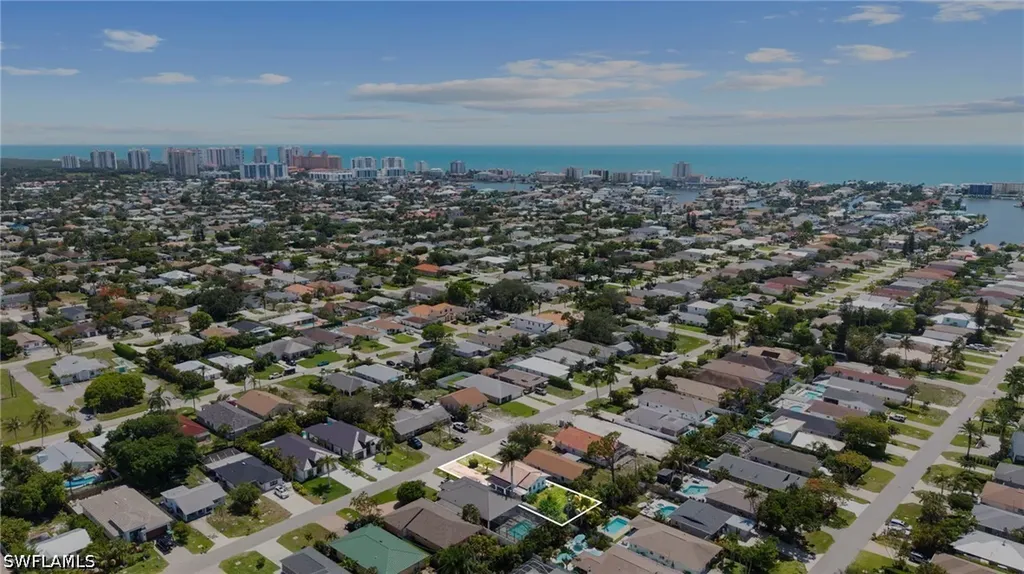 641 105th Avenue N Naples FL 34108