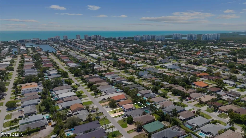 641 105th Avenue N Naples FL 34108