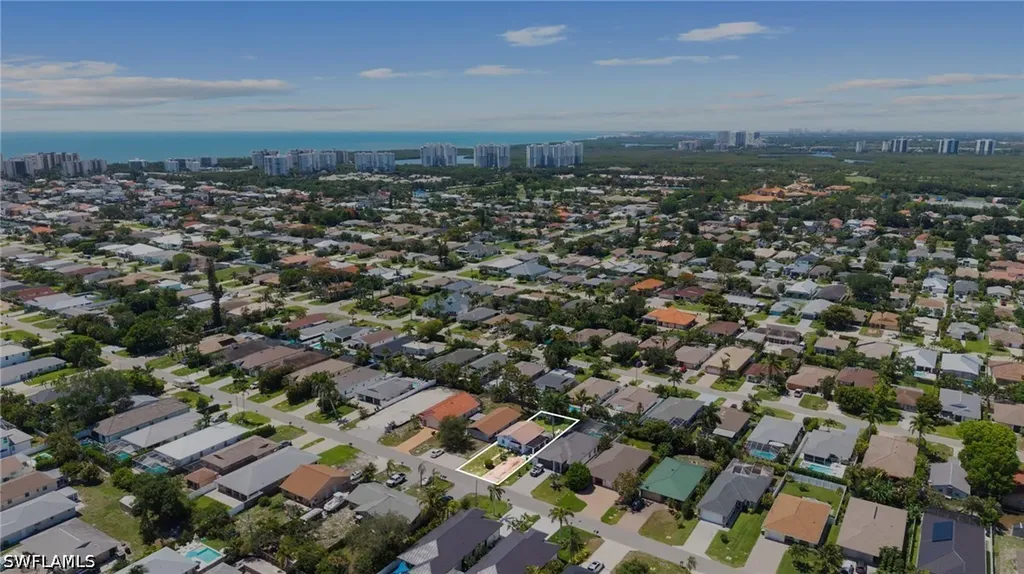 641 105th Avenue N Naples FL 34108