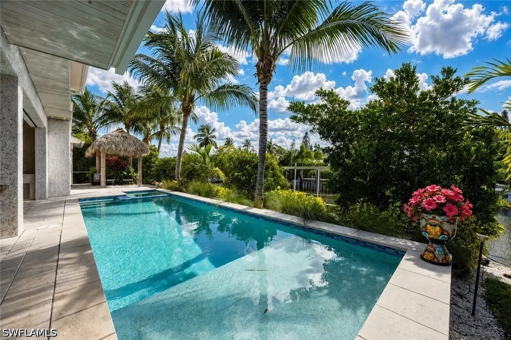 1571 Bonita Lane Naples FL 34102