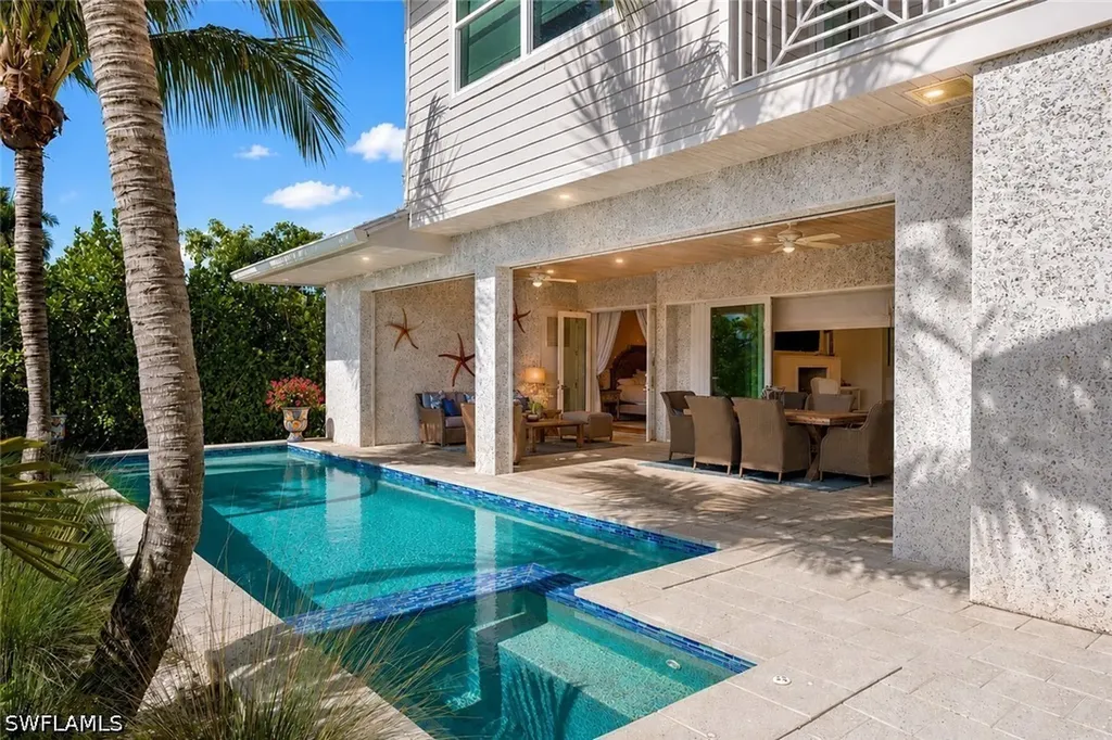 1571 Bonita Lane Naples FL 34102