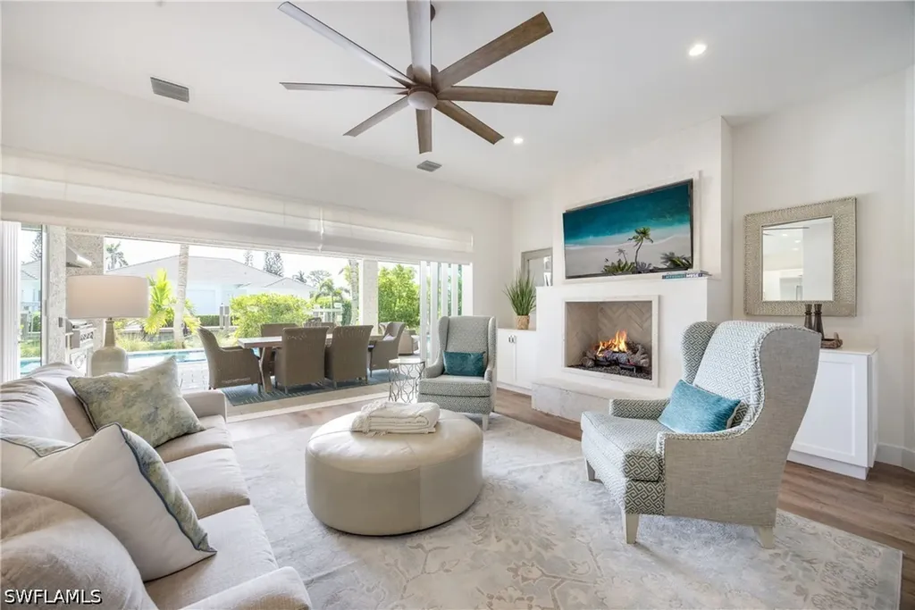 1571 Bonita Lane Naples FL 34102