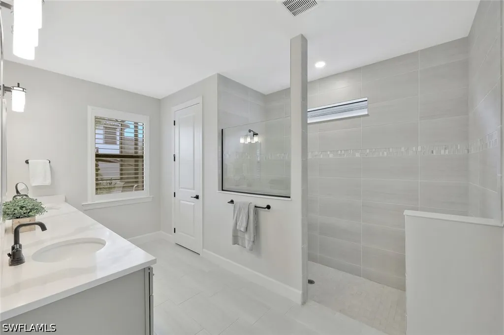 17673 Kinzie Lane Estero FL 33928